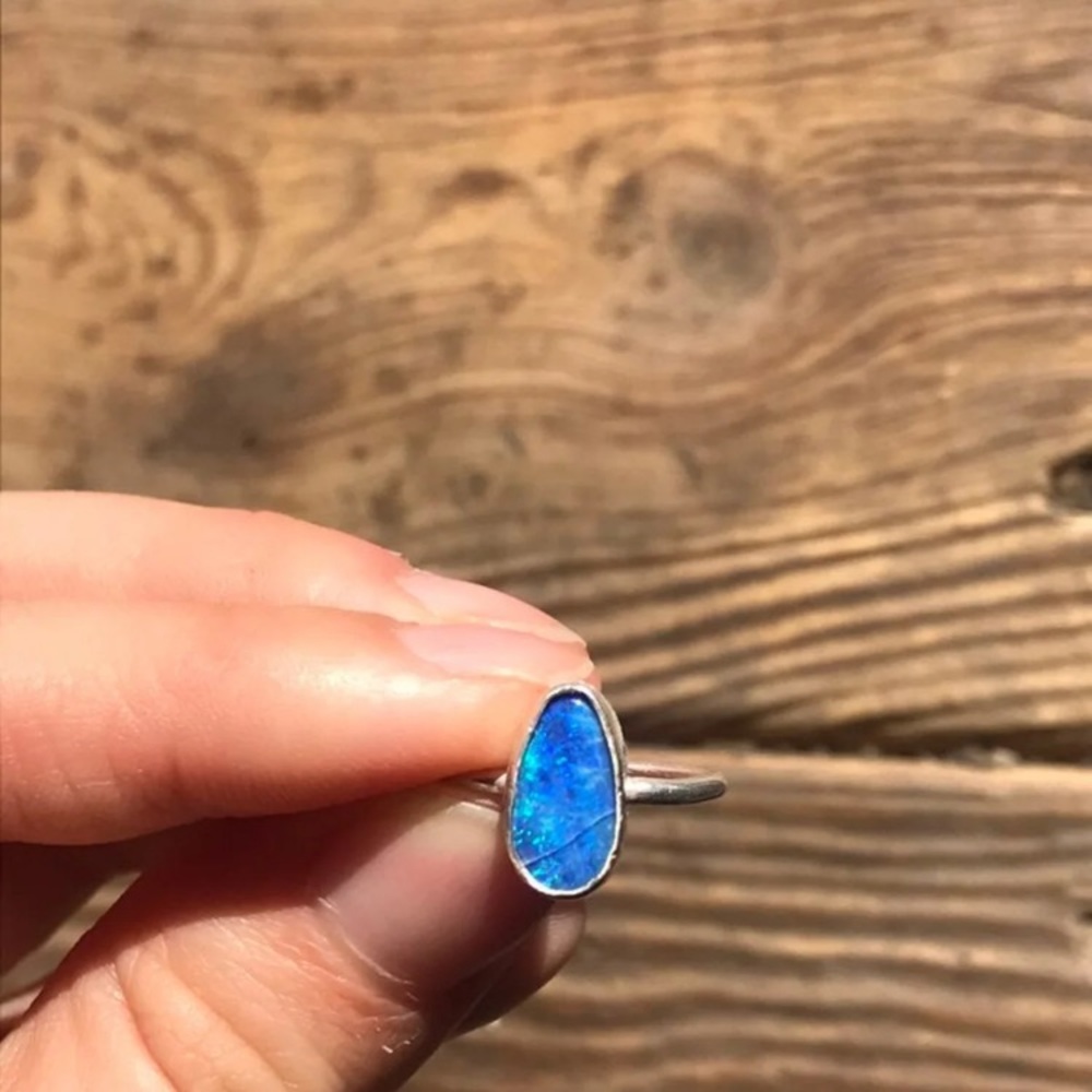 Lightning ridge opal ring